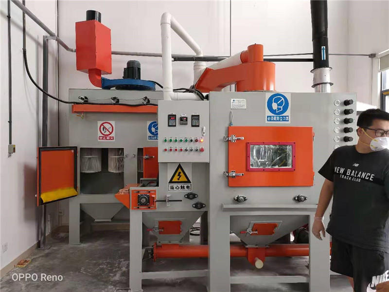 數控輸送式噴砂機 數控輸送式噴砂機